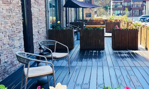 Altay Yinian Mountain B&B (Jiangjunshan International Ski Resort)