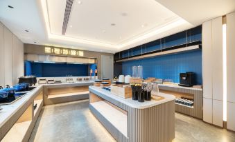 Starway Hotel (Shanzhong Longhu Street Wanda Plaza)