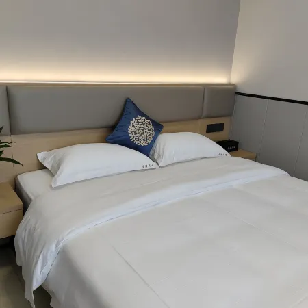 Jinlong Hotel