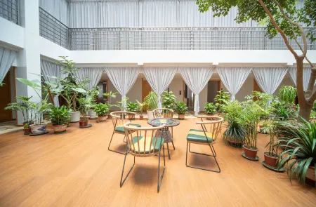 Gongshun Jiayuan Hotel Отели в г. Гучжан