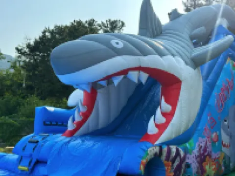 European sea view homestay in the ancient castle (Yaokou beach shop in Laoshan scenic area)