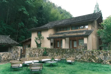 Xuli Community Qinjiejia Homestay (Taishun Xu'aodi) Отели рядом с достопримечательностью «Xu'aodi Ancient Villages»