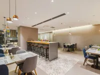 Home Inn (inzhou Zhongyang Street Train Station Branch) Hotels in Jinzhou