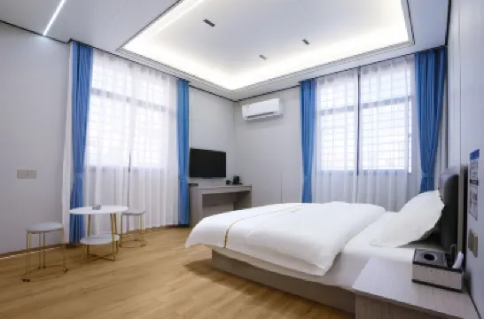 Yue Ji Xiao She Hotels near Quanzhou Railway Station