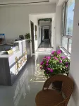 Jiuquan Xinxinyuan Hotel - Mountain view