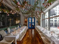 The Washington Hotel NYC Các khách sạn gần Khu Tribeca