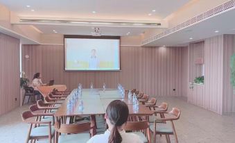 baiyu international hotel  (Wuhan Iron and Steel Second Hospital)