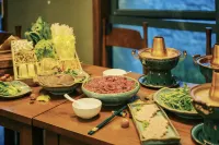 Shigatse Summer Palace Healing Hotel - Breakfast
