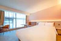 HanTing Hotel (Lanzhou Zhongchuan Airport Ruiling International)