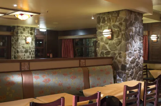 Disney Sequoia Lodge Restauration Photos
