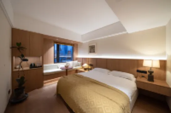 Moxi Apartment (Shanghai Bund Yu Garden)