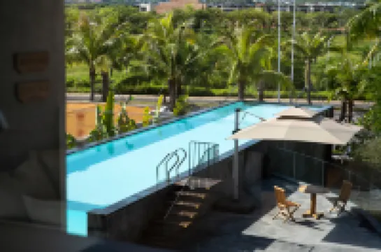 Shanhai Wutong B&B (Yalong Bay Sun Bay Road)