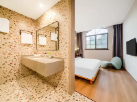 Guozhan Village Hotel Hotels near Yuanxiangxiaozhen Sceneic Area