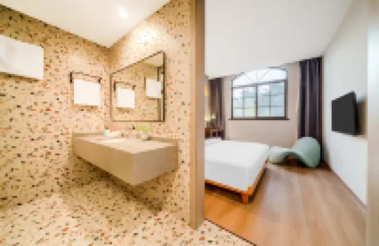 Guozhan Village Hotel Hotels near Yuanxiangxiaozhen Sceneic Area