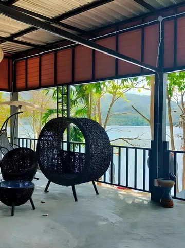 รูปภาพของ66 Baanaisuan 66 บ้านในสวน