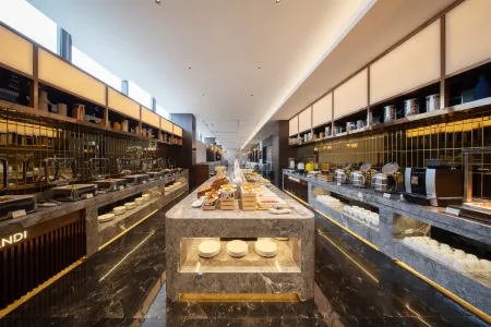 The GiorgioMorandi Hotels (Zhangqiu District Government Affairs Center Baicheng University Town) Отели рядом с достопримечательностью «Jinan Engineering Vocational and Technical College (Xiuyuanhe Campus)»