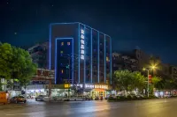 Yiduoyuepin Hotel (Fengcheng Railway Station Jianyi Avenue) Hotels near Fengchengdong Railway Station