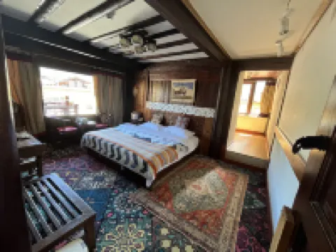 Shangri-La Xiaokou Chaiqi Inn