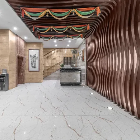 Lintao Yijing Oriental Hotel