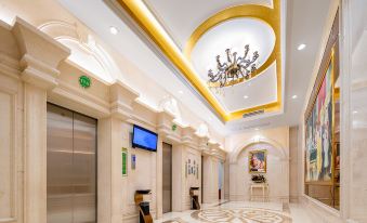 Vienna International Hotel (Wuhan Tianhe Airport Songjiagang Subway Station)