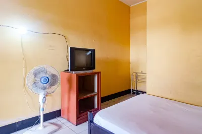 Hotel Dienda Hayu Hotel dekat Kompleks Pertokoan Praya