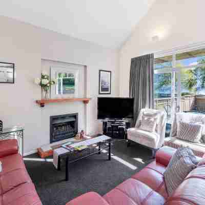 Ramada Resort By Wyndham Rotorua Marama Rooms
