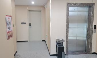 Phoenix City Hotel (Dongyuan Liucheng)