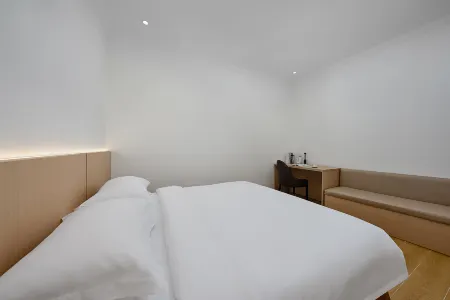 Heman Audio & Video ·Apartment (Wenjindu Port Huang Beiling Subway Station Branch)