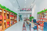 雅朵飯店（大潤發店）