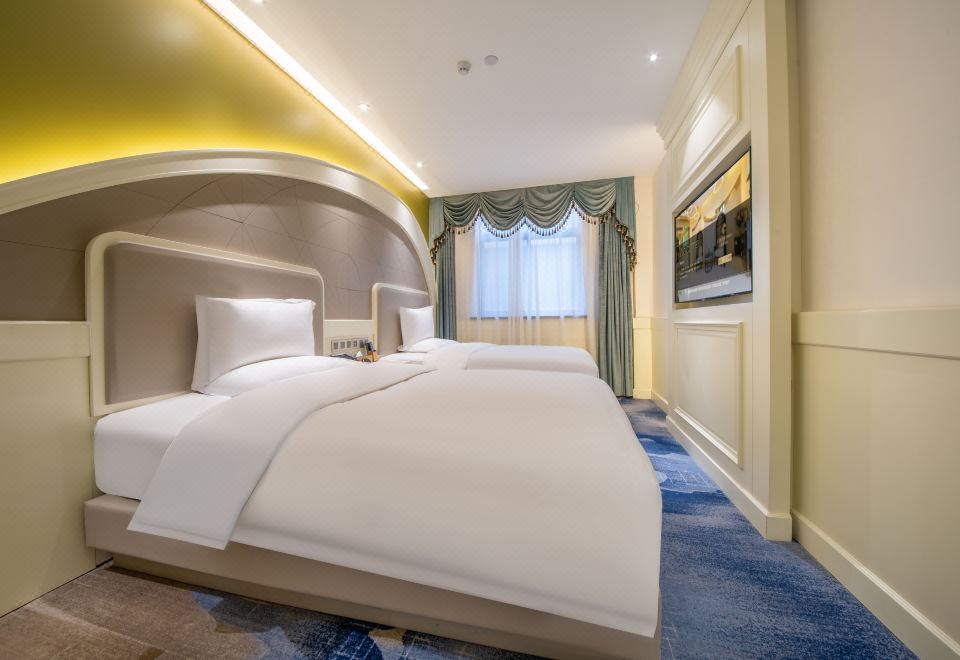 센터 호텔 시안 벨 타워가 위치한 동대 주변 거리 풍경