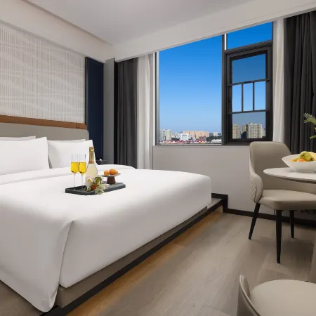 OKDAY Hotel (Shaya People's Square, Aksu)