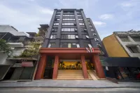 M Village Hotel Tho Nhuom Chùa Long Vân附近的飯店