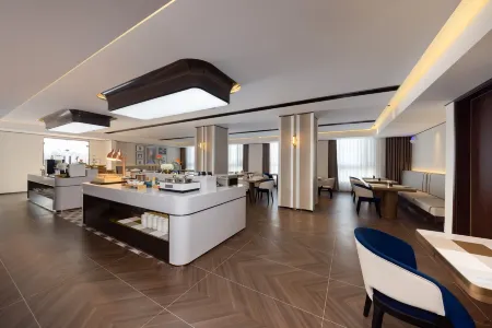 Zhengzhou Xinzheng Airport LANOU INTERNATIONAL Hotel Отели рядом с достопримечательностью «Huang Di's Hometown»