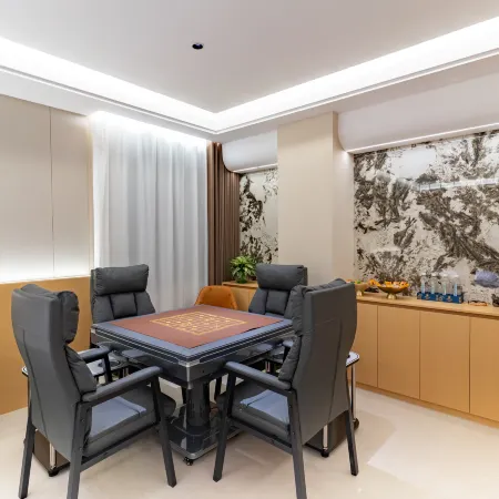 Four Seasons Hotle(Jiayi Branch)