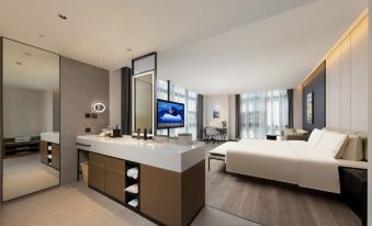 Atour Hotel Wuhan Hankou City Plaza Houhu Avenue