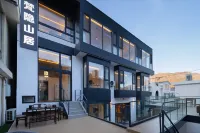 五台山梵隱山居民宿 五台山風景名勝區-觀光車汽車站站附近的飯店