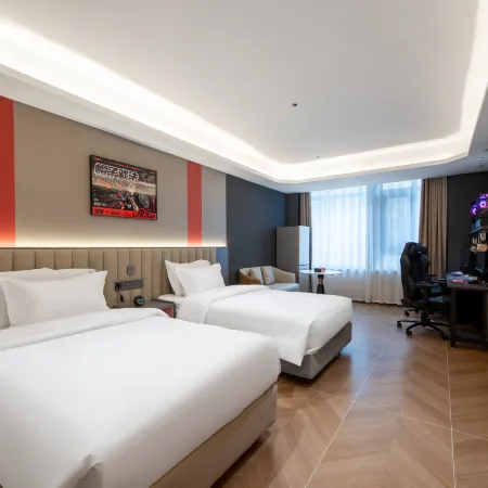 Yueta H E-sports Hotel (Xuyi International Trade Suning Plaza