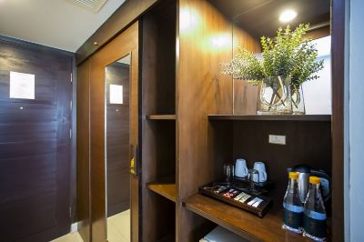 Deluxe Empress King Room Empress Pattaya Hotel Photo