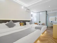 Junze Hotel (Kunming Railway Station Shuangqiao Night Market Style Street Branch) Hotels near Fude Station