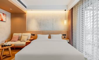 Shengtian Di Xian Yu Zhen Se zHSe Leisure Resort Center