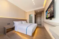 Junwei Light Luxury Apartment (Zhongshan Public Store) Hotels near Dajun Passenger Transport Terminal