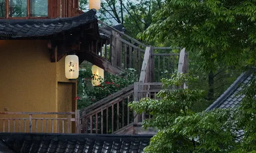 Qingcheng Mountain Samatha Yinmachuan Hot Spring Resort