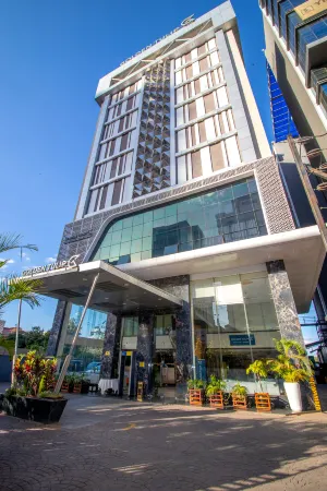 Golden Tulip Westlands Nairobi Отели рядом с достопримечательностью «Университет Найроби»
