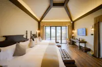 Three Gorges giraffe Park's Hotel Hotels in Yidu