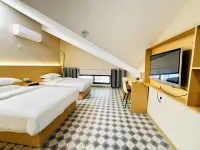 FanHuaLi hotel wineshop