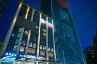 란저우 준허 호텔 (시관 지하철역)  호텔