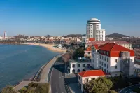Floral Qingdao Dream Ship Scenic Hotel Hotels in der Nähe von Workers' Stadium