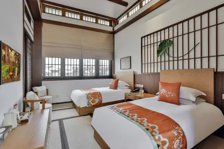 Hengdian World Studios Sakura Lodge