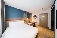 Ni Hao Hotel (Suizhou Jiaotong Avenue Luhe Store )