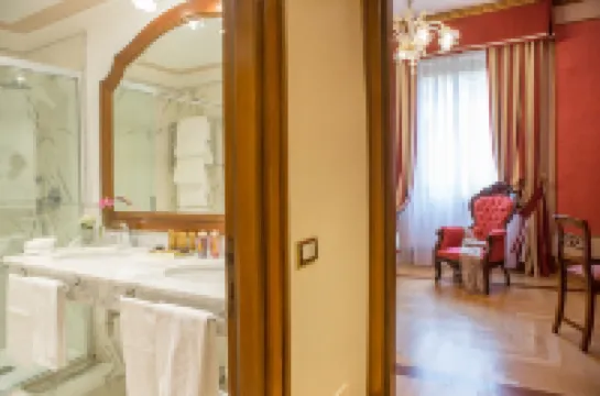 デュ トーリ ホテル